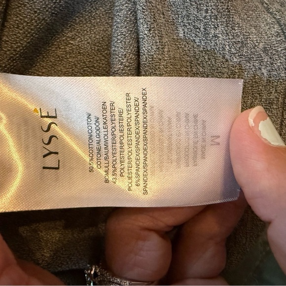 NWT Lyssé Alondra Zip Front Sweatshirt Gray Size Medium Womens - Picture 9 of 9